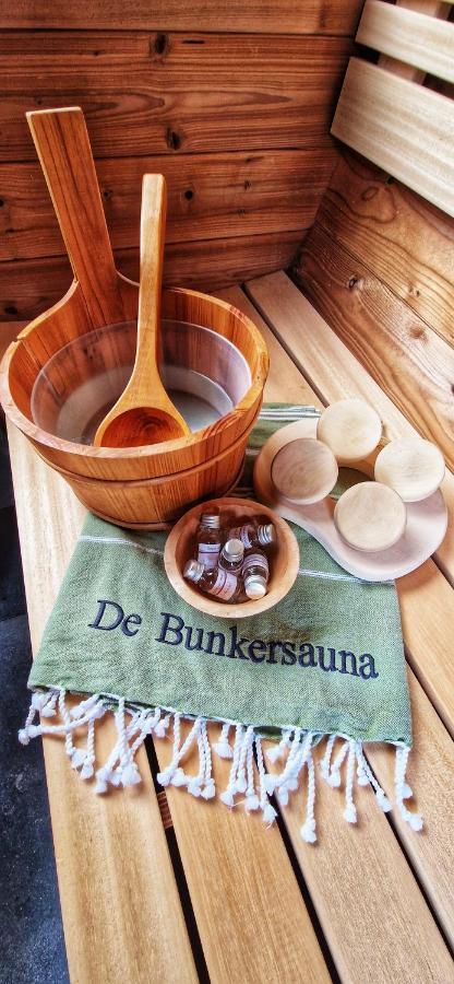 Vakantiehuis De Bunker ยูเลียนาดอร์ป ภายนอก รูปภาพ